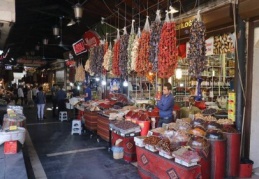 Çarşı-Pazar tamtakır oldu