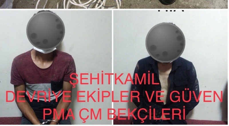Çatıda yakalandılar