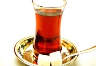 Çay içerken taze demlenmiş olmasına da dikkat etmeliyiz
