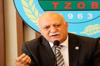 Cefayı çiftçi çekiyor sefayı aracı sürüyor