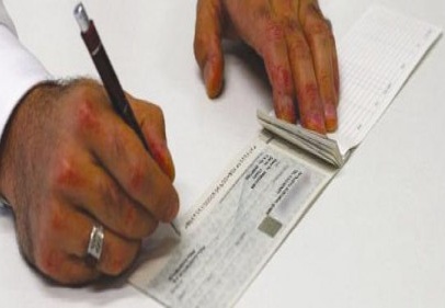 Çek Yasası askıya alındı