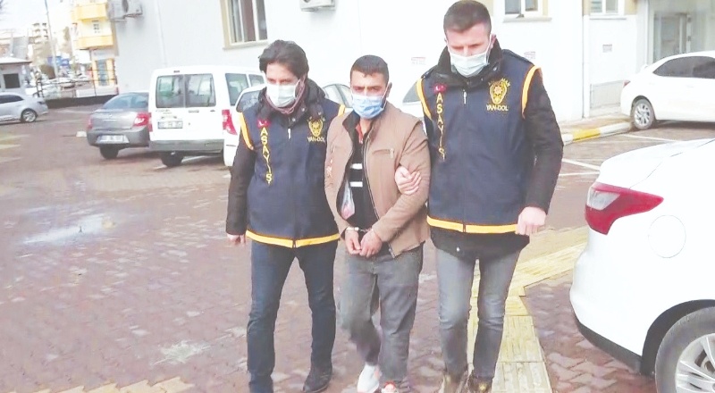 Cep telefonlarını çalan yankesici, çıkarıldığı mahkemece tutuklandı