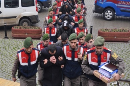 Cep telefonu çetesine 5 ilde operasyon