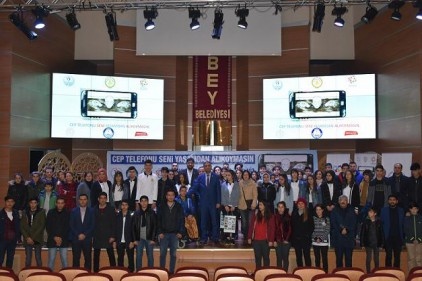 &#8216;Cep telefonu seni yaşamdan alıkoymasın&#8217;