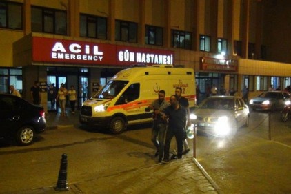 Cerablus&#039;ta yaralanan 3 asker Gaziantep&#039;e sevk edildi