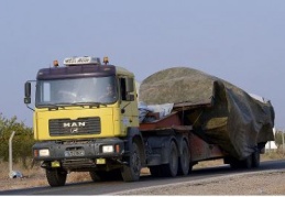 Cerablus'un güneyinde saldırıya uğrayan tank Türkiye'ye getirildi