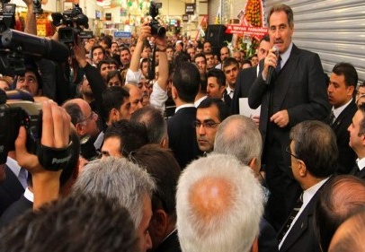 Çetinkaya’nın açılışında yoğun bir izdiham yaşandı