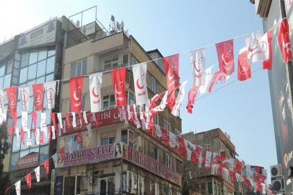 Çevre ve görüntü kirliliği başladı