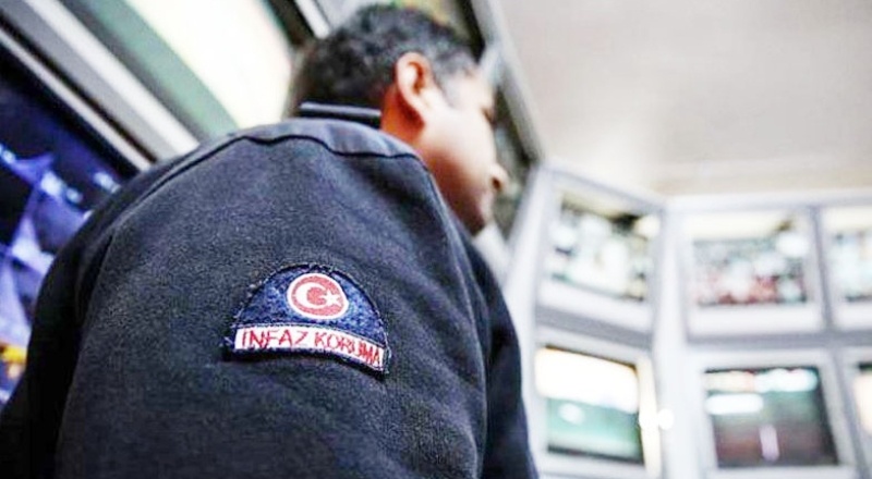 Cezaevi memurları karantinayı cezaevinde geçiriyor