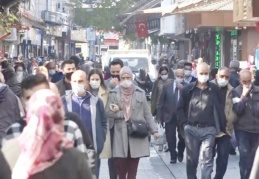 Cezalara rağmen toplumun önemli kesiminin tedbirlere aldırdığı yok