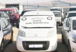 Change oto operasyonunda 5 araç ele geçirildi