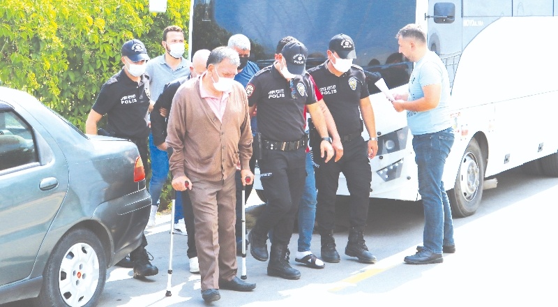 "Change TIR" şebekesinin lideri yurt dışına kaçarken yakalandı