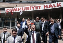 CHP: Boykot yok, asla vazgeçmeyeceğiz