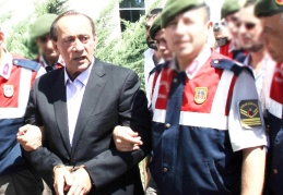CHP'den Alaattin Çakıcı tepkisi: Cumhuriyet Savcıları mutlaka gereğini yapmalıdır