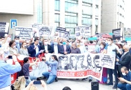 CHP'den 'Basın Özgürlüğü' raporu: Gazeteciler 479 kez hakim karşısına çıktı, 78 gözaltı, 27 tutuklama, 17 darp ve tehdit