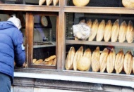 CHP'li Ağbaba: 'Asgari ücretlinin sofrasında 46 ekmek azaldı'