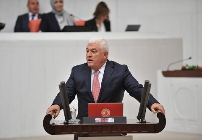CHP’li Ekici’den kanun teklifi:Hayvanlara yönelik olumsuz fiiller kabahat değil suçtur!
