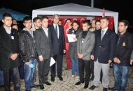 CHP’li gençler çadır açtı 