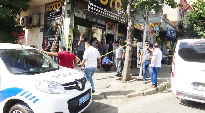 Çiçekçi dükkanına pompalı saldırı