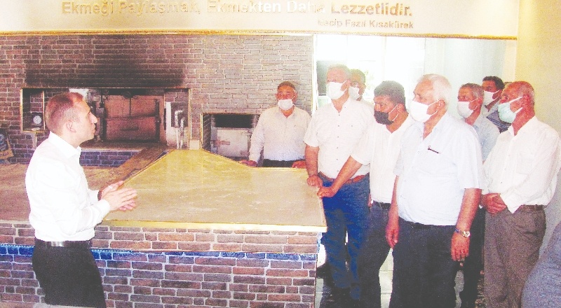 Çiftçiden ihtiyaç sahiplerine ekmek desteği