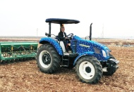 Çiftçiler büyük emek veriyor