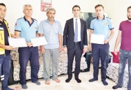 Çiftçinin hayatını kurtaran ekiplere ödül verildi