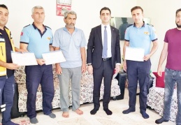 Çiftçinin hayatını kurtaran ekiplere ödül verildi