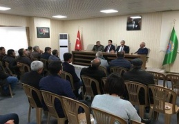 Çiftçiye kırmızı biber fidesi dağıtıldı