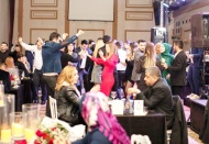 Çiftler 14 Şubat’ta unutulmaz bir gece yaşadılar