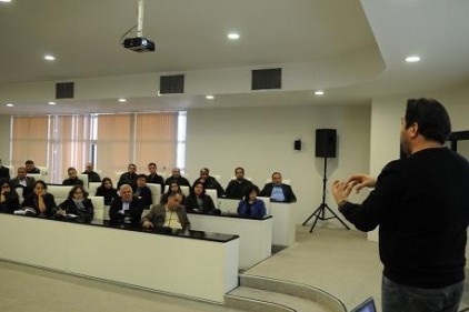 &#8216;Çim alan tesisi ve bakımı&#8217; semineri düzenlendi