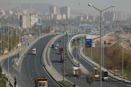 Çimento Kavşağı&#8217;nda sel baskını önlemi