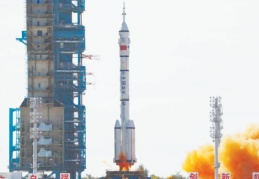 Çin, yeni inşa etmeye başladığı uzay istasyonuna üç astronot gönderdi