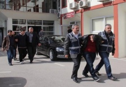 Cinayet zanlıları adliyeye sevk edildi 