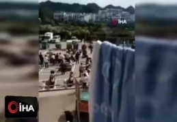 Çin'de hızla koşan at yayaları ezdi