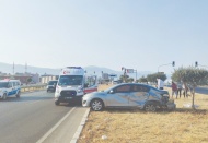 Cip ile otomobilin çarpışma anı güvenlik kamerasında