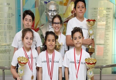 Çocuk Bayramı Satranç Turnuvası”nda başarı kazandılar