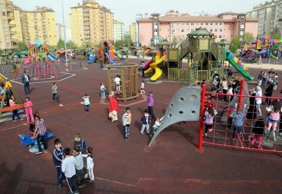 Çocuk dünyasına akın ediyorlar