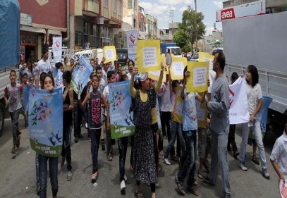 Çocuk işçiliğini protesto ettiler