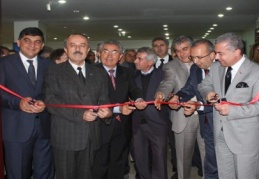 Çocuk’ konulu karma resim sergisi açıldı