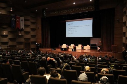 Çocuk psikolojisinin toplumsal analizi bilimsel açıdan ele alındı
