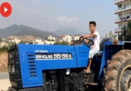 Çocuk traktör şoförü yürekleri ağza getirdi