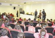 Çocuk ve Gençlik Korosu başkan için söyledi