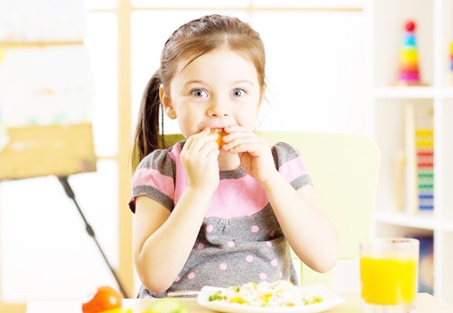 Çocuklar diyete zorlanmamalı