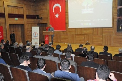 Çocuklar, kendi ayaklarının üzerinde durmayı öğrenmeli