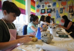 Çocuklar, kendini ifade edebilme ve soyut düşünme becerileri kazanıyor