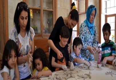 Çocuklar sanatla buluşuyor