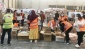 Çocuklara oyuncak, yetişkinlere psikolojik destek