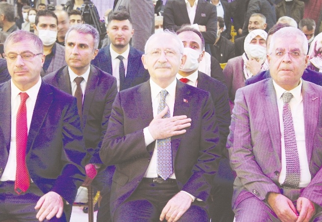 Çocuklarımıza güzel ve kavgasız bir Türkiye bırakmak zorundayız