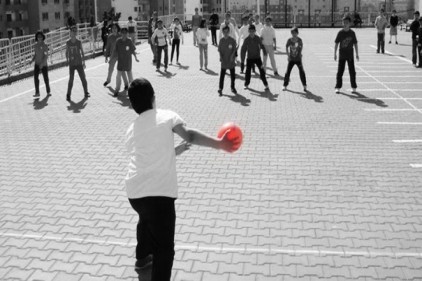 Çocukların oynadığı, bisiklete bindiği kentler, tüm kentliler için bir özlem