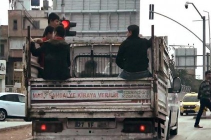 Çocukların tehlikeli yolculuğu korkuttu